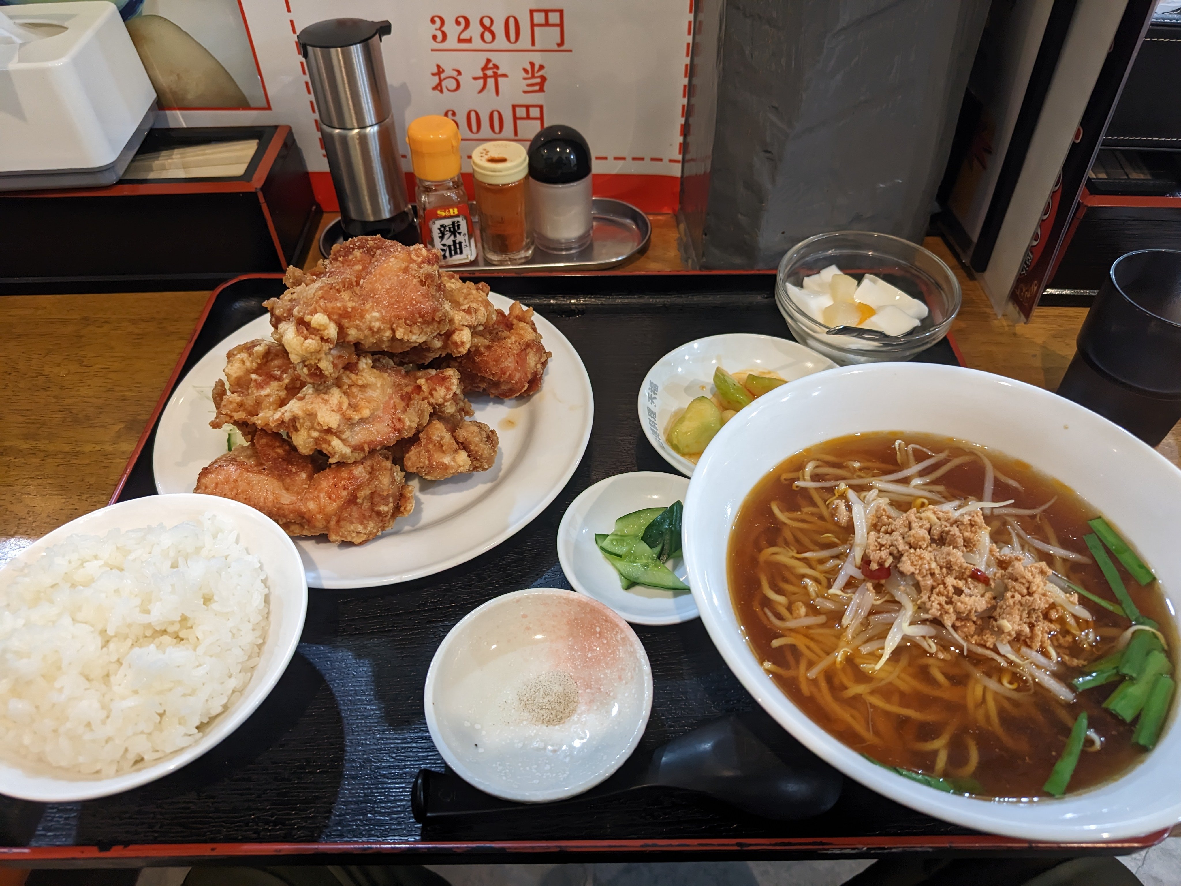 唐揚げ定食